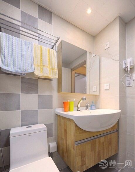 两居室日式原木风格装修设计效果图