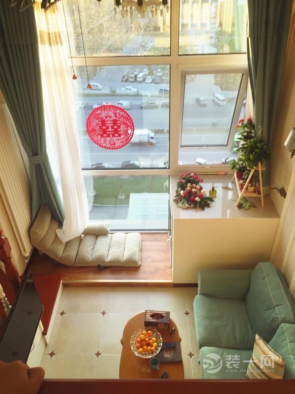 小户型loft婚房装修效果图