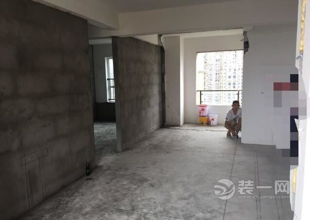 武汉俪湖天地装修施工进行中
