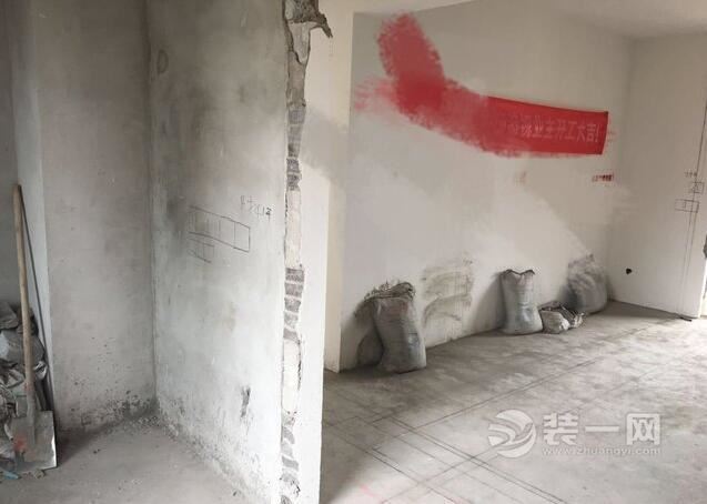 武汉俪湖天地装修施工进行中
