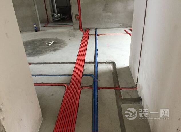 武汉俪湖天地87平水电改造施工过程图